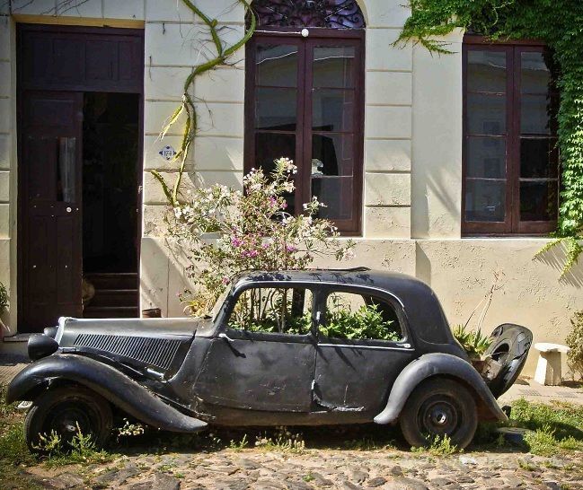 auto antiguo en Colonia Uruguay