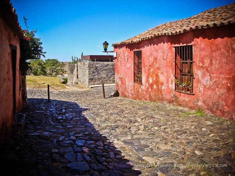 calles empedradas en Colonia del Sacramento