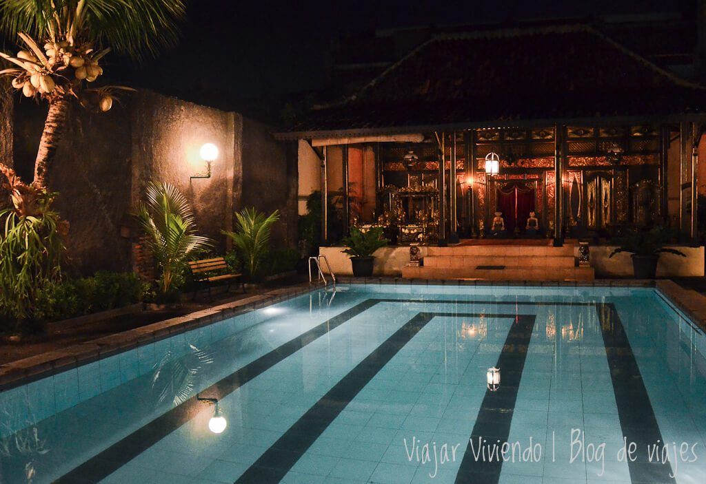 alojamiento en Solo con piscina - indonesia