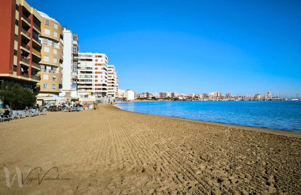 bares a pie de playa del acequion