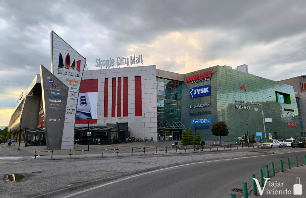 shopping en el barrio de karpoch