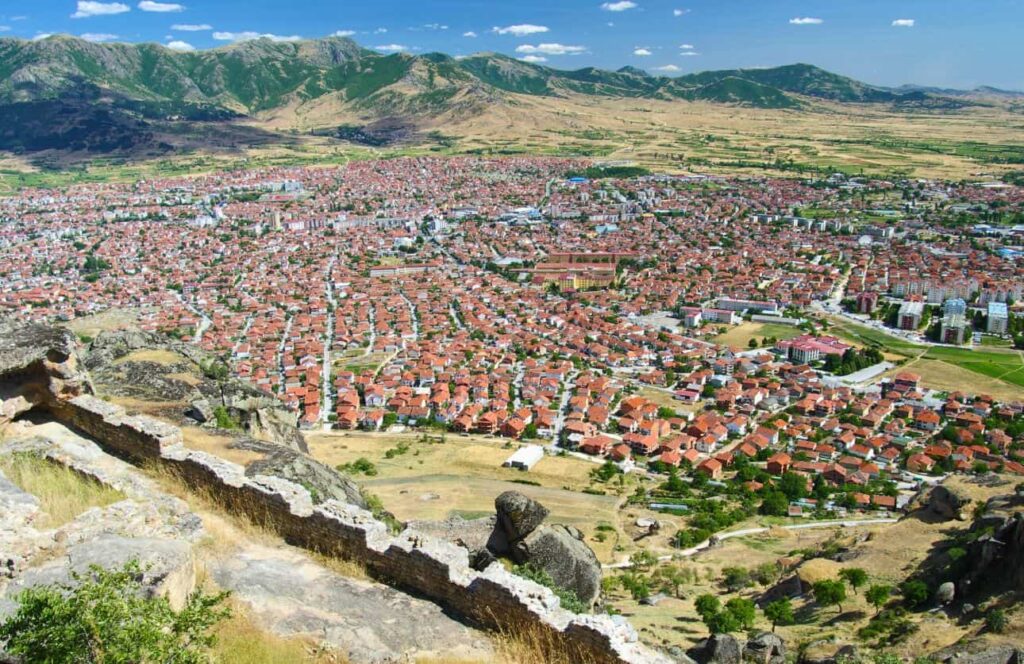 vistas de prilep desde las torres de marko