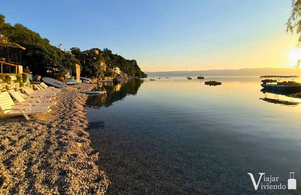 playa de trpejca al atardecer