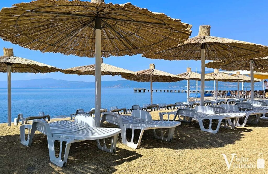 struga playa sunset bay