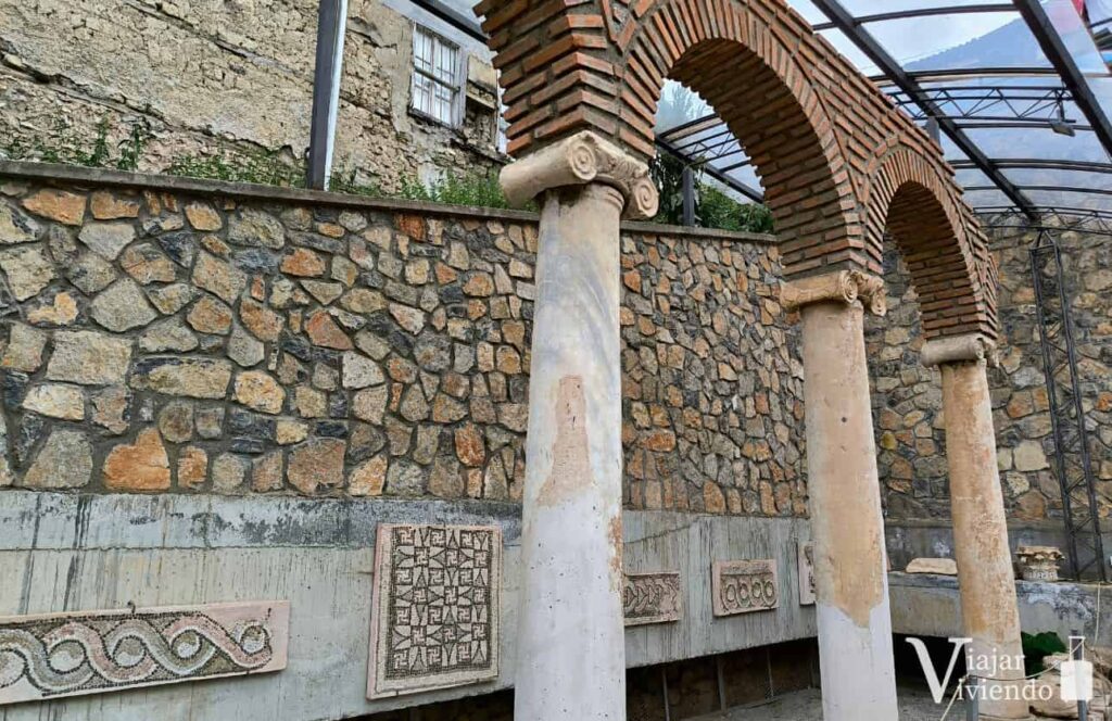 restos de la basilica paleocristiana del yacimiento mancevci