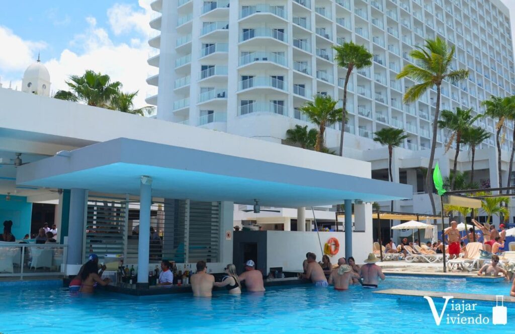 piscina de los hoteles de aruba todo incluido riu antillas
