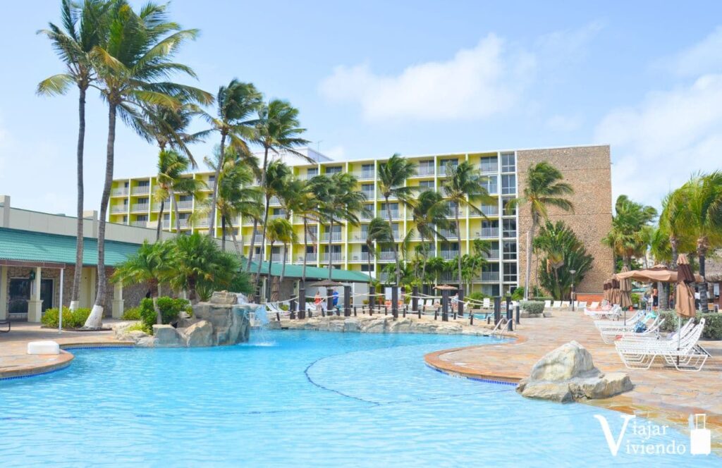 holiday inn de los mejores hoteles todo incluido en aruba