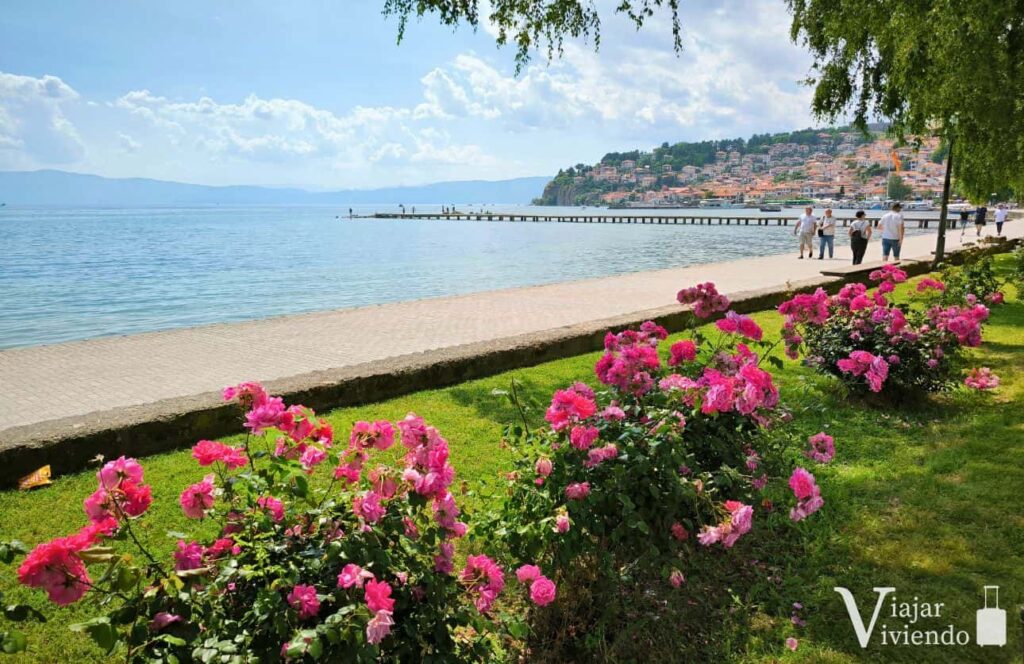 paseo costero en ohrid