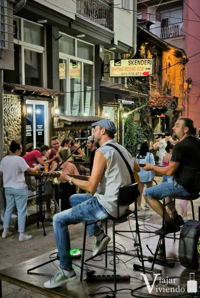 vida nocturna en struga