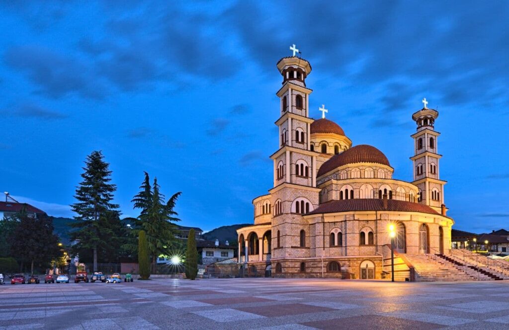 ciudad de korce en albania