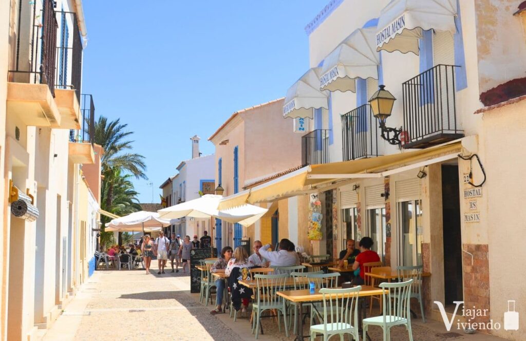hostal masin en el centro de tabarca donde dormir barato
