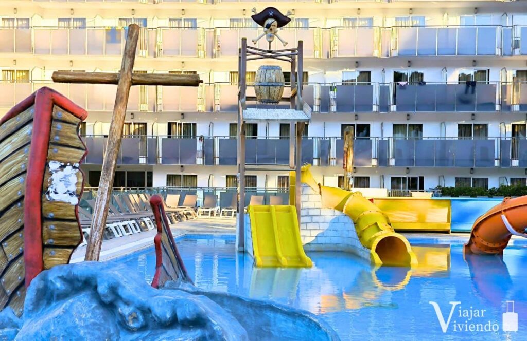 parque acuatico en el hotel best cap salou