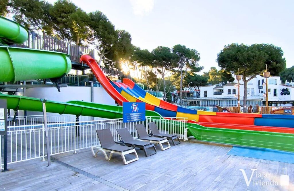 toboganes en el hotel best cap salou