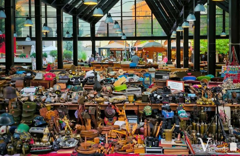 compras en los mercados de tirana