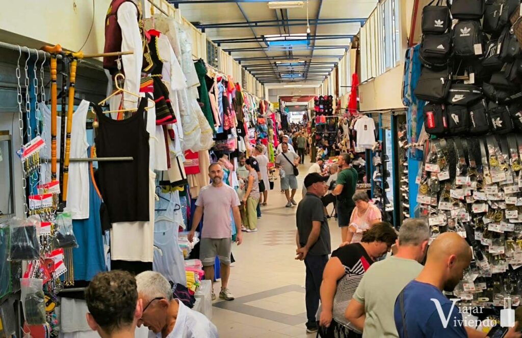 pasillos del mercado madrasa o medrese