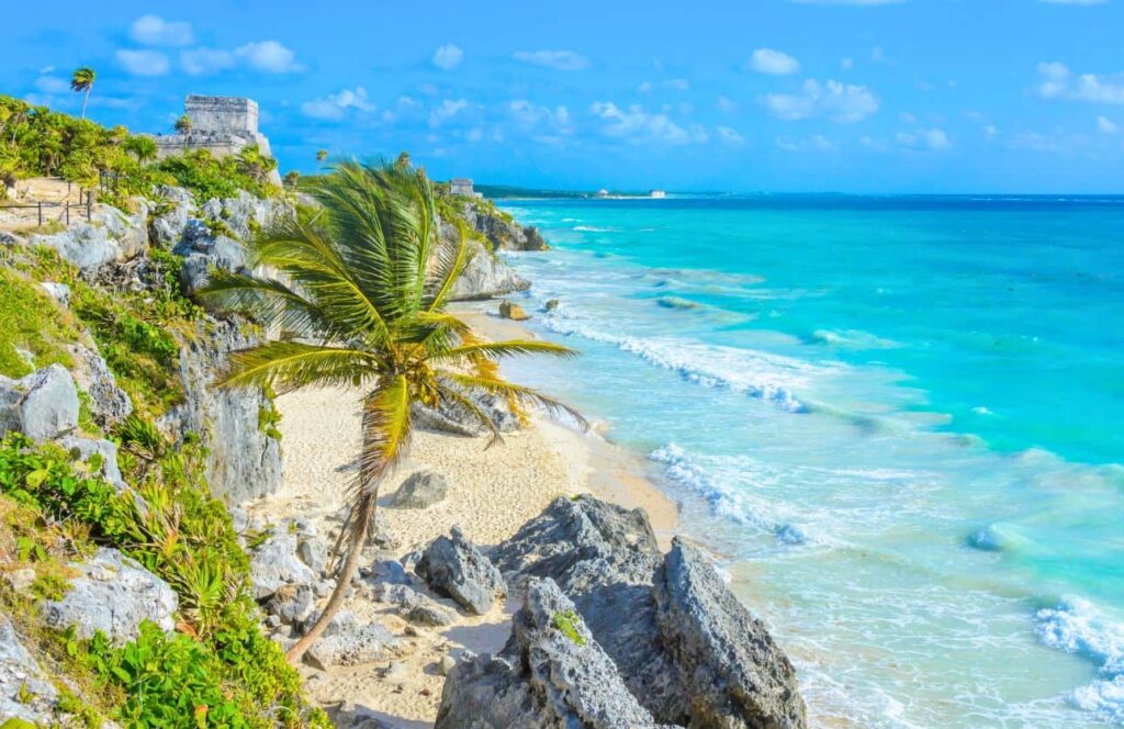 ruinas de tulum en la riviera maya