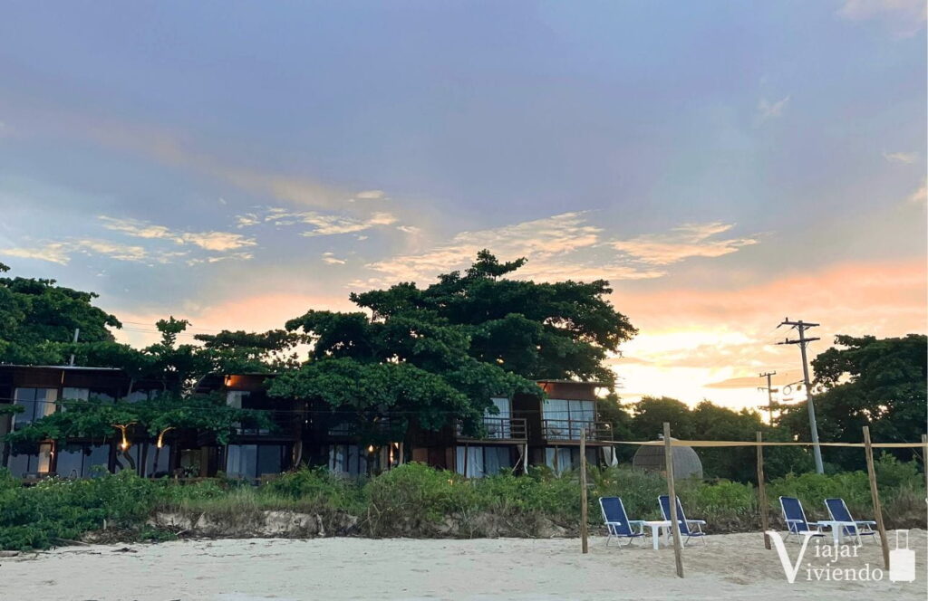 hotel frente al mar en ilha do mel