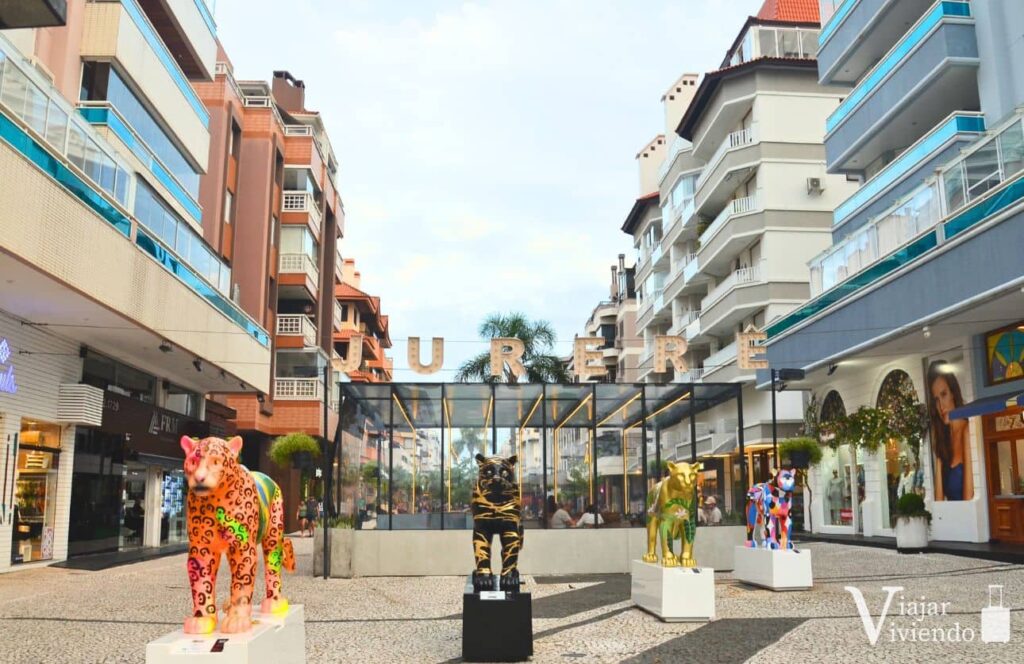 paseo comercial en jurere