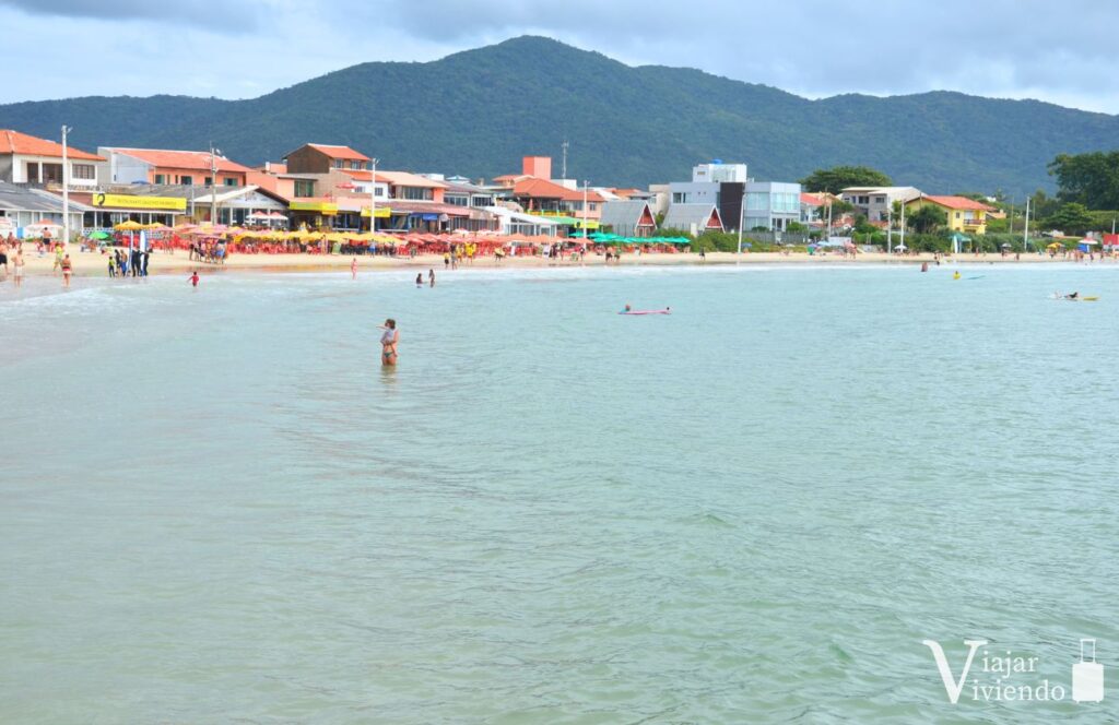 playa de barra da lagoa para dormir en florianopolis
