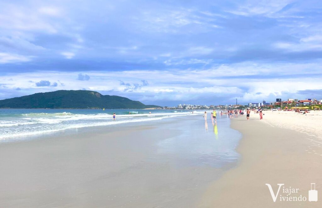 extensa playa ingleses