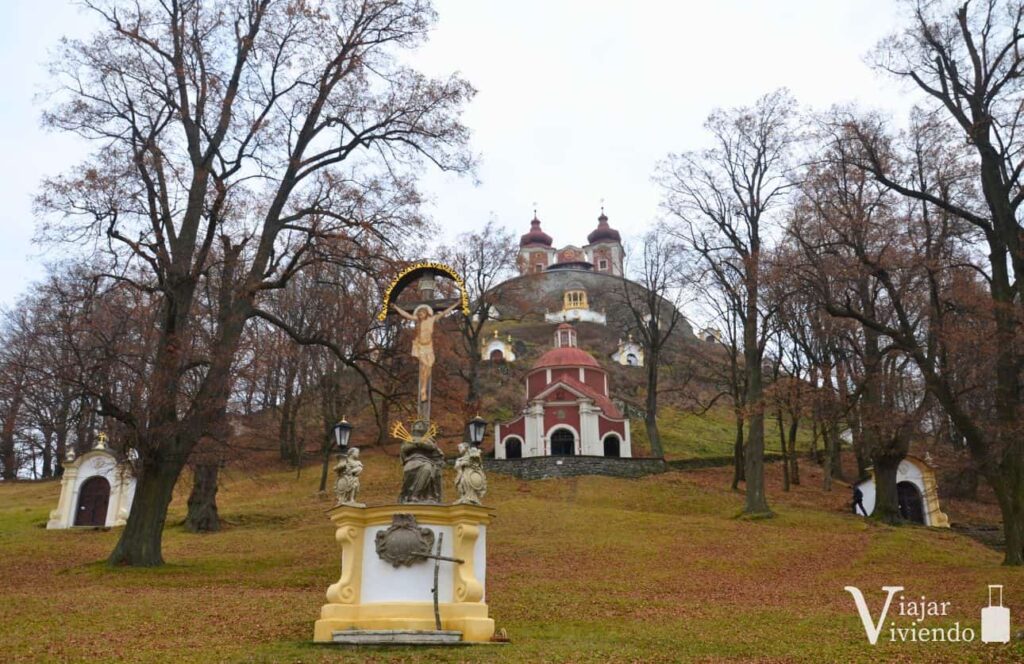 camino de ascenso al calvario de banska stiavnica