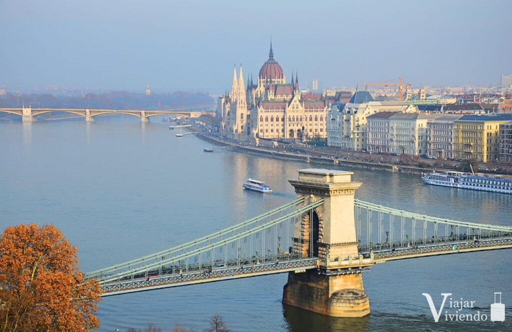 vistas del danubio y el parlamento de budapest mejor zona para alojarse