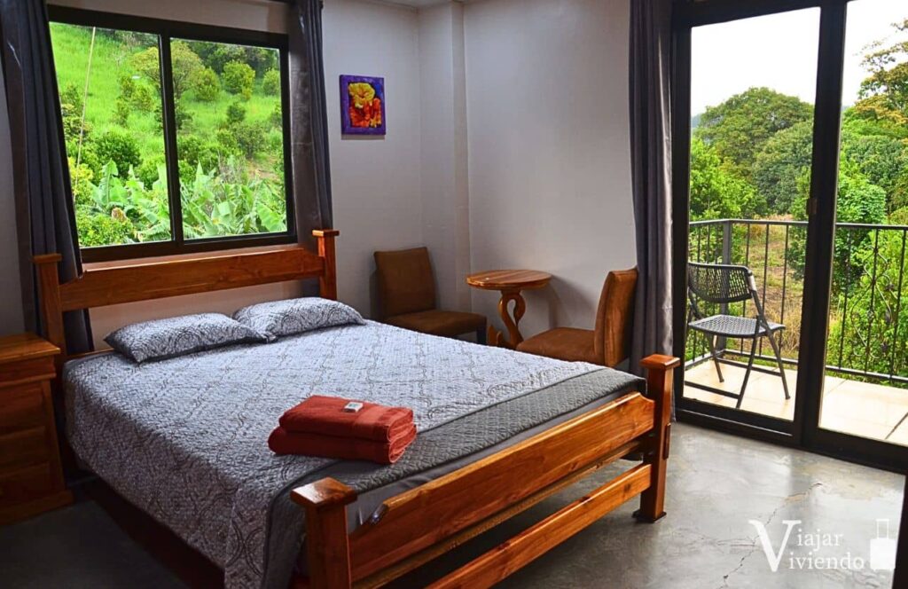 nuestra habitacion con vistas en el hotel de boquete panama
