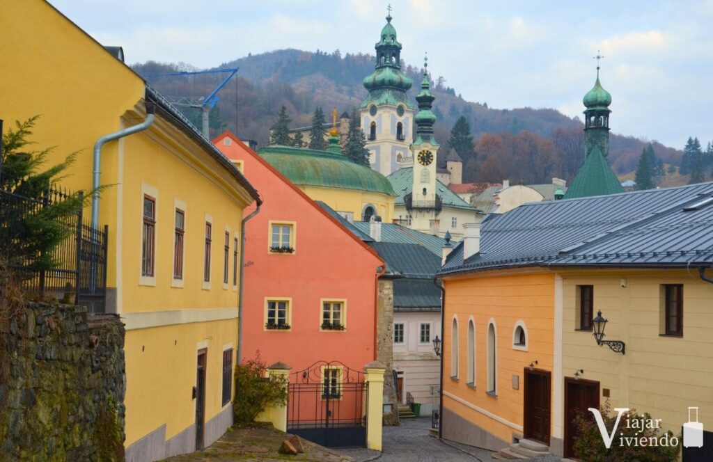 casco antiguo de banska stiavnica imperdible en eslovaquia