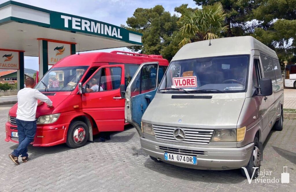 autobuses a vlore en la terminal de berat