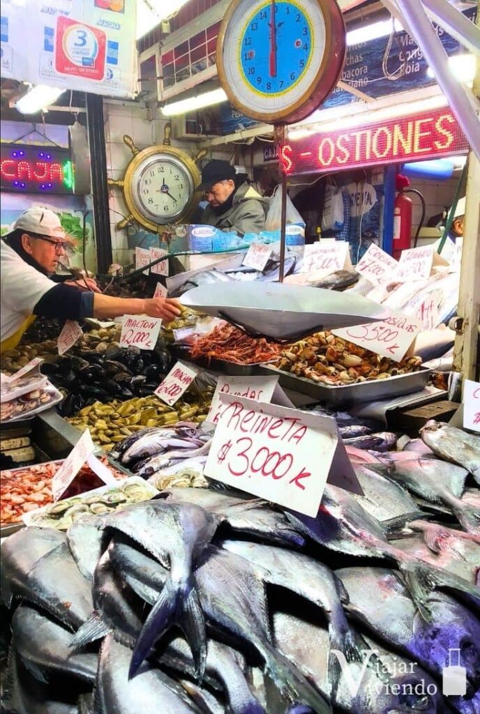 pescados y mariscos en el mercado de santiago de chile