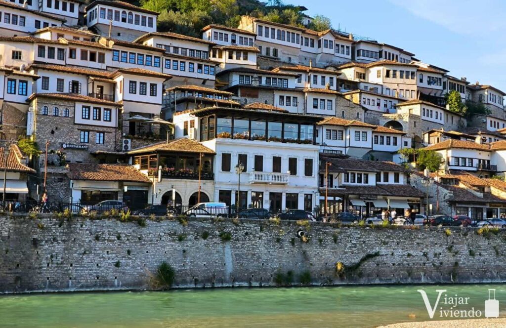 que ver en berat albania