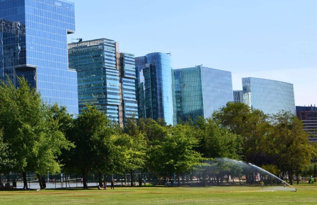 zona las condes donde alojarse en santiago de chile