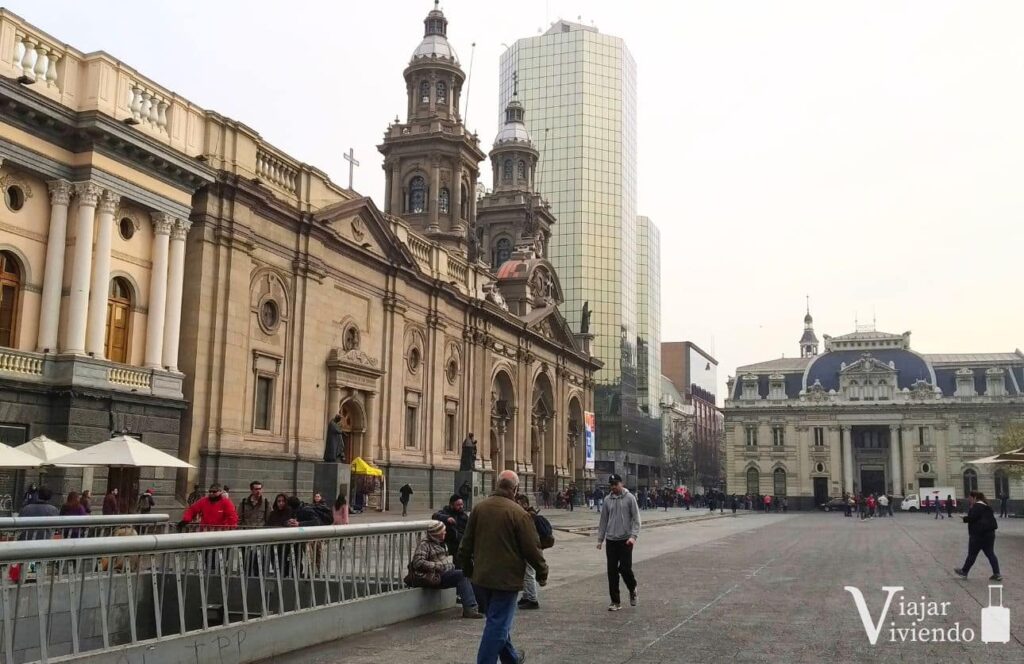 catedral de santiago y correo central