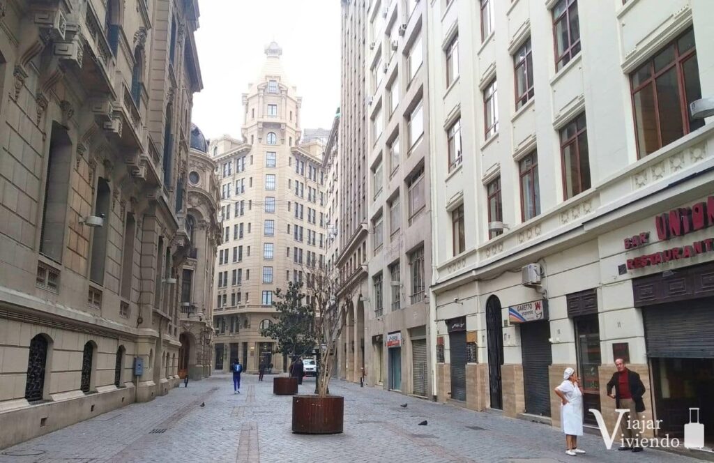 paseo nueva york en el centro de santiago de chile