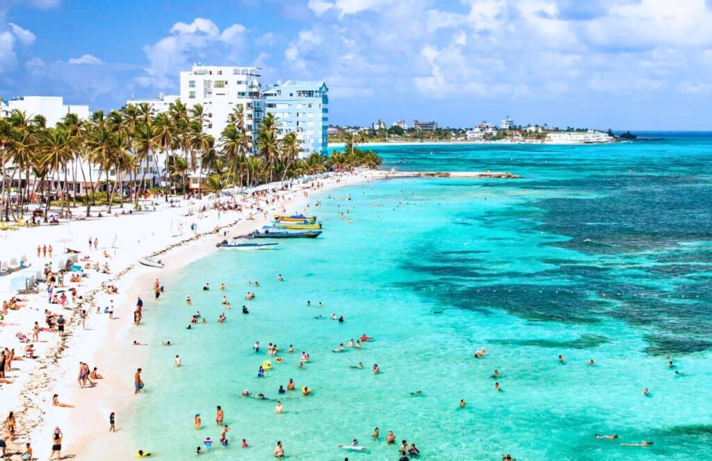 vista de spratt bight una de las mejores playas de san andres
